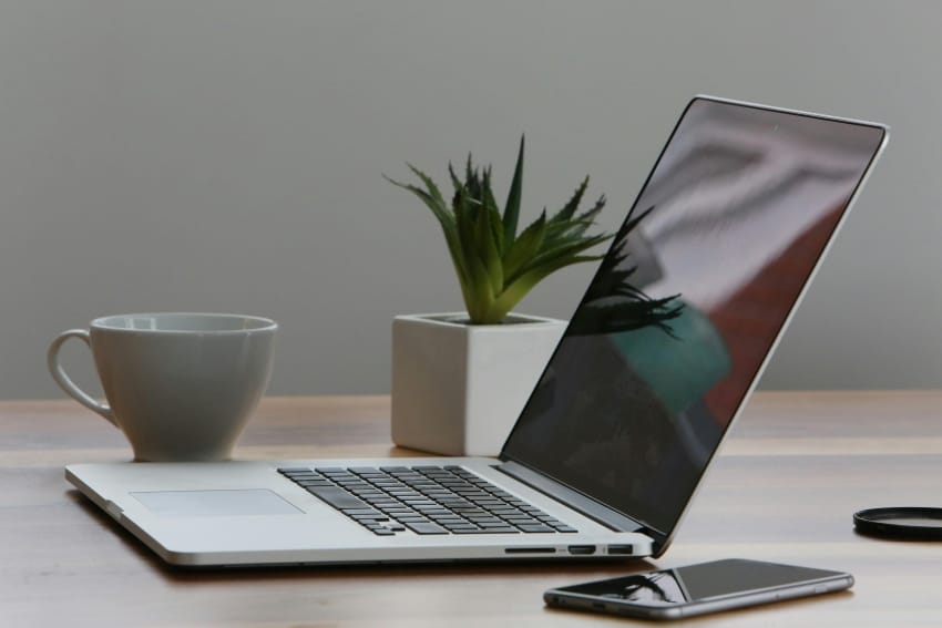 What is Brand Identity and Why is it Important? 26 apple strong brand recognision