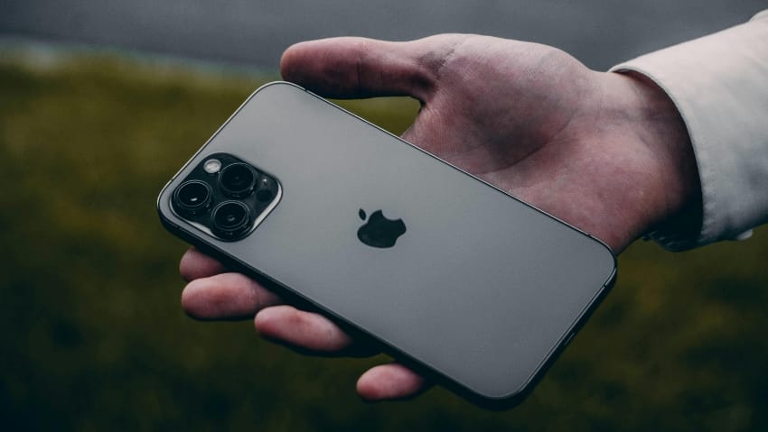 What is Brand Identity and Why is it Important? 19 strong apple identity
