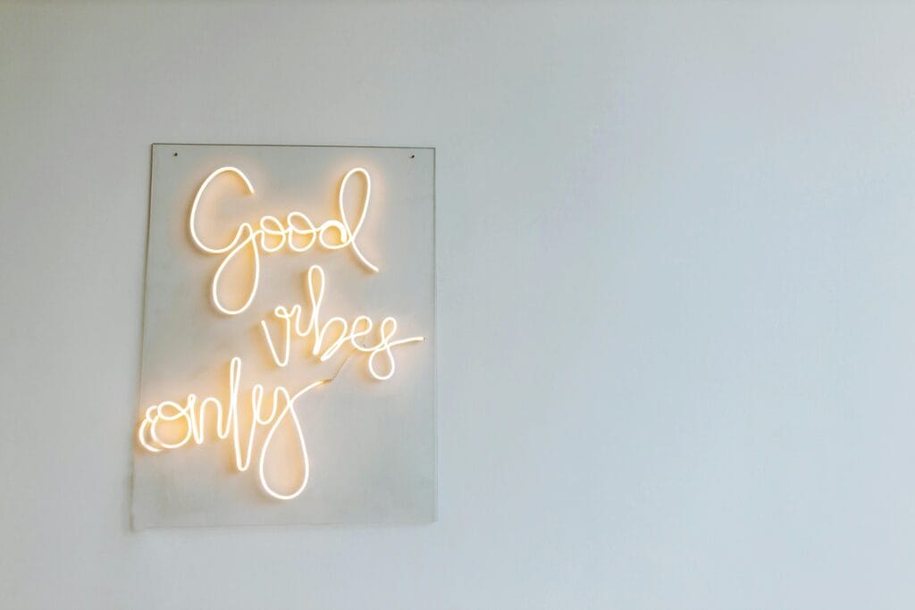 What is Brand Identity and Why is it Important? 3 strong brand identity
